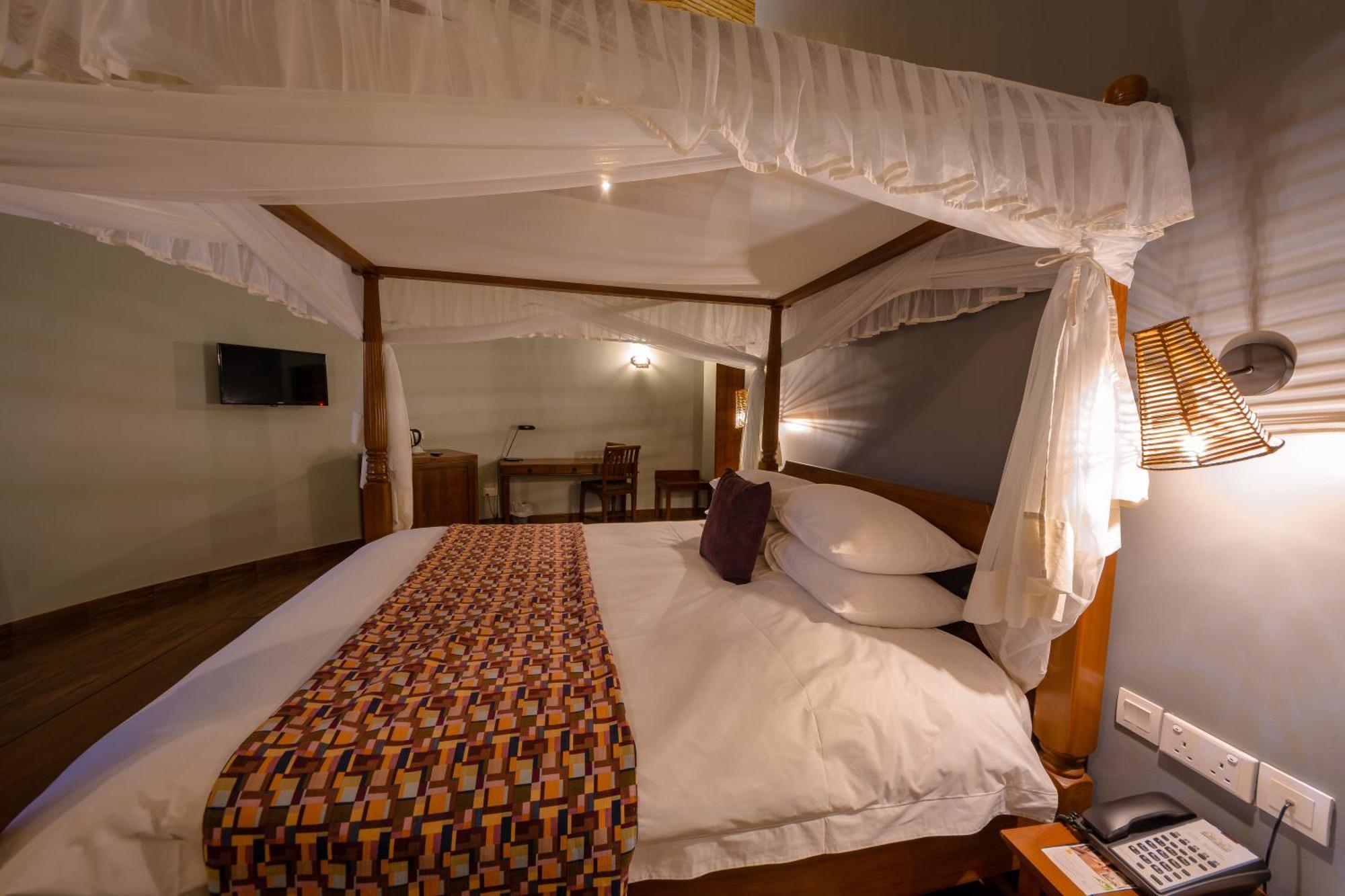 Emburara Farm Lodge Mbarara エクステリア 写真