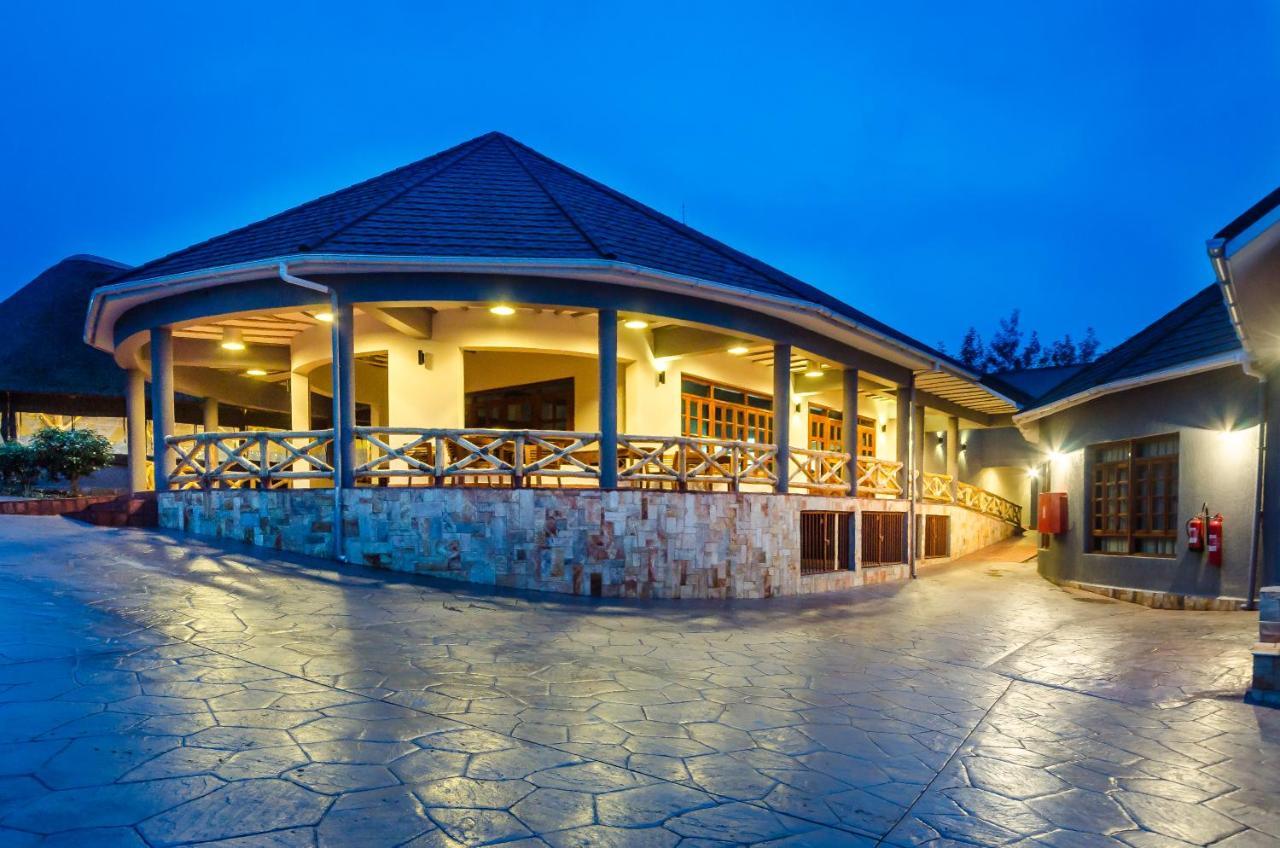 Emburara Farm Lodge Mbarara エクステリア 写真