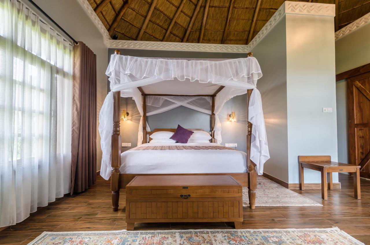 Emburara Farm Lodge Mbarara エクステリア 写真